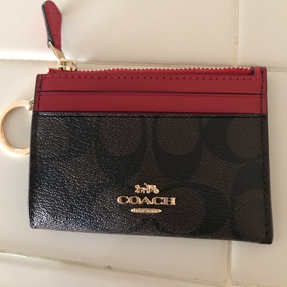 Coin wallet with ID and two slot credit card